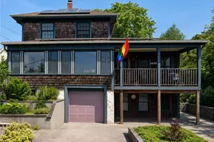 95 Bay View Ave, Cranston, RI 02905 - Photo 1