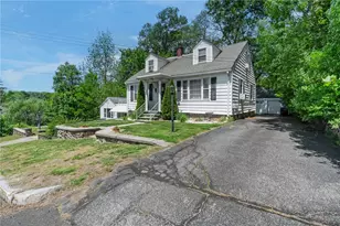 129 Lefrancois Blvd, Woonsocket, RI 02895 - Photo 1