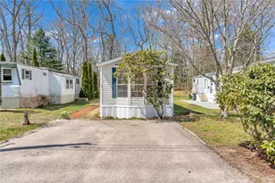 18 Catalpa Ct, Charlestown, RI 02813 - Photo 1