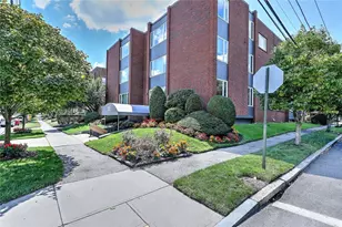 30 Blackstone Blvd, Providence, RI 02906 - Photo 1