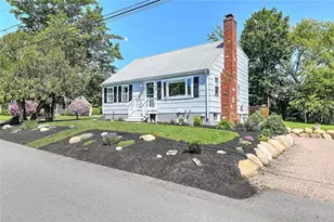 56 King Philip Rd, Narragansett, RI 02882 - Photo 1