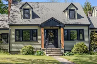 42 Mechanic St, North Smithfield, RI 02896 - Photo 1