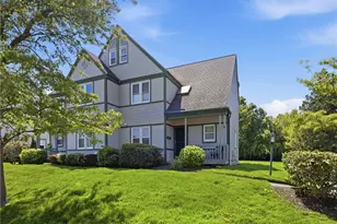 61 Clinton St, Newport, RI 02840 - Photo 1