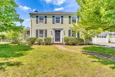 172 Hoyt Avenue, East Providence, RI 02916 - Photo 1
