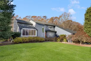 100 Cavalier Dr, East Greenwich, RI 02818 - Photo 1