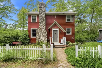 25 Pineland Street, North Kingstown, RI 02852 - Photo 1