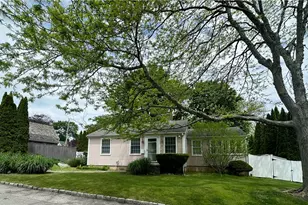 2 Cliff Terrace Terrace, Newport, RI 02840 - Photo 1