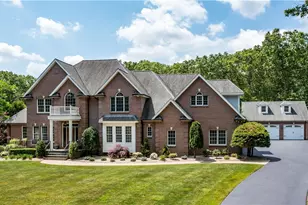 7 Josephine Dr, Smithfield, RI 02917 - Photo 1