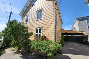 127 Sherman St, Pawtucket, RI 02860 - Photo 1