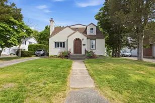 82 Wells St, Westerly, RI 02891 - Photo 1