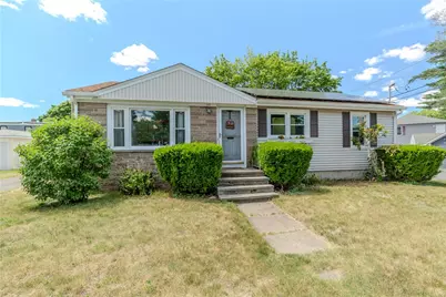 39 Fairview Avenue, East Providence, RI 02914 - Photo 1