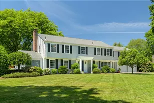 9 Stone Tower Ln, Barrington, RI 02806 - Photo 1