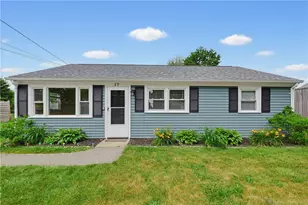 29 Rosedale Dr, Bristol, RI 02809 - Photo 1