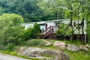 81 Sherwood Valley Ln, Coventry, RI 02816 - Photo 1