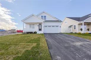 20 Bunker Hill Crossing, Portsmouth, RI 02871 - Photo 1