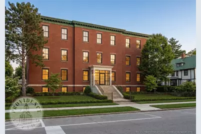 262 Blackstone Boulevard #303, Providence, RI 02906 - Photo 1