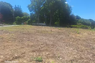 1 Kernwood Ave, Johnston, RI 02919 - Photo 1