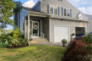 24 Pond Ct, North Providence, RI 02904 - Photo 1
