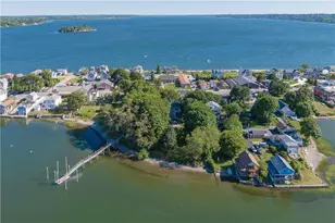 576 Park Ave, Portsmouth, RI 02871 - Photo 1