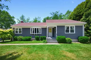 34 Foxhill Ave, Bristol, RI 02809 - Photo 1