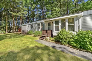 28 Leisure Way, Coventry, RI 02816 - Photo 1