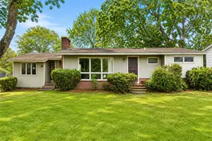 119 Cushing Rd, Warwick, RI 02888 - Photo 1
