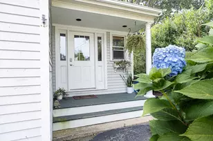 66 Center Ave, Middletown, RI 02842 - Photo 1