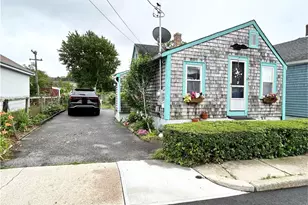 302 State St, Bristol, RI 02809 - Photo 1