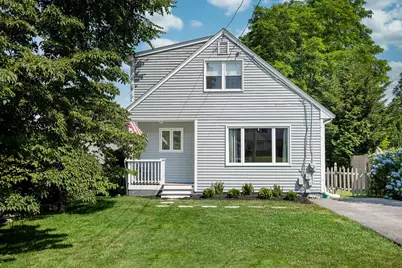 12 Ellen Street, Bristol, RI 02809 - Photo 1