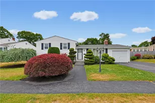 31 Benjamin Ave, Cranston, RI 02920 - Photo 1