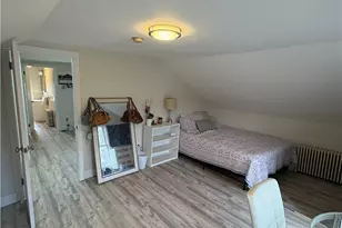 8 Bridge St, Newport, RI 02840 - Photo 1