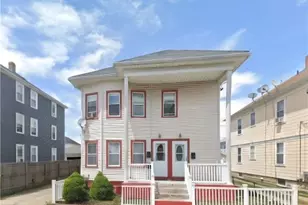 256 Japonica St, Pawtucket, RI 02860 - Photo 1