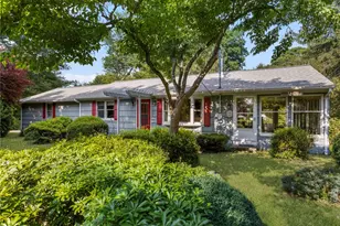 414 Beacon Ave, Jamestown, RI 02835 - Photo 1