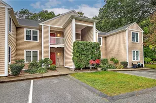 70 Turner St, Warwick, RI 02886 - Photo 1