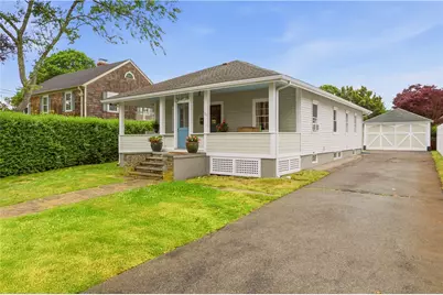 30 Boulevard, Middletown, RI 02842 - Photo 1