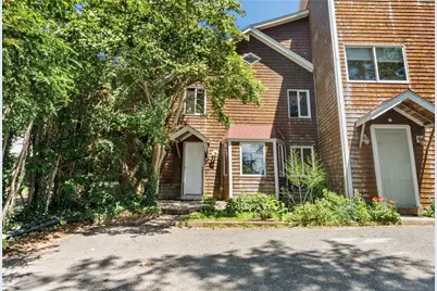 150 Wolcott Avenue #A, Middletown, RI 02842 - Photo 1