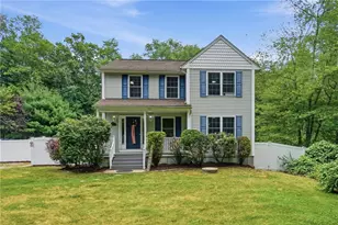 859 Knotty Oak Rd, Coventry, RI 02816 - Photo 1