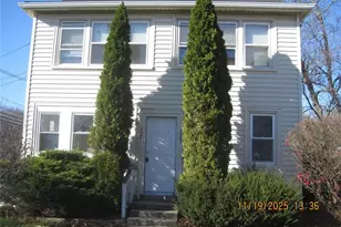 521 Washington St, Coventry, RI 02816 - Photo 1