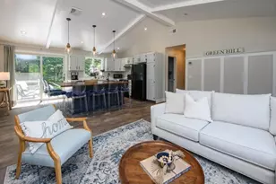 147 Hemlock Rd, South Kingstown, RI 02879 - Photo 1