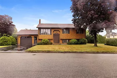 129 Woodside Avenue, West Warwick, RI 02893 - Photo 1
