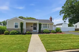 74 Brookfield Dr, Cranston, RI 02920 - Photo 1