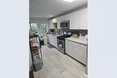 55 Court Street #2, Bristol, RI 02809 - Photo 1