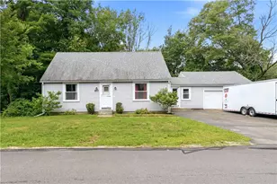 917 Woonsocket Hill Rd, North Smithfield, RI 02896 - Photo 1