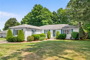 71 Hawthorne Pl, North Providence, RI 02904 - Photo 1