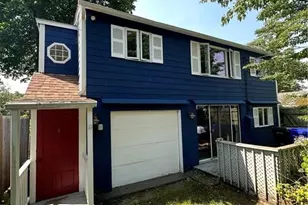58 Beach St, Warren, RI 02885 - Photo 1