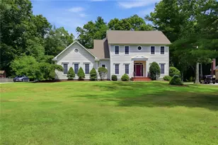 3 Connor Ln, Barrington, RI 02806 - Photo 1