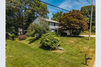 31 Edgewater Road, Narragansett, RI 02882 - Photo 1