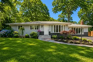 122 Spring Grove Ave, Warwick, RI 02889 - Photo 1
