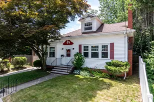 389 Pontiac Ave, Cranston, RI 02910 - Photo 1