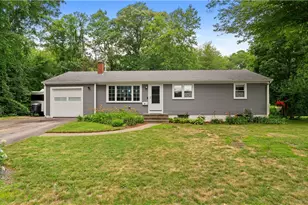 40 Sachem Rd, North Kingstown, RI 02852 - Photo 1